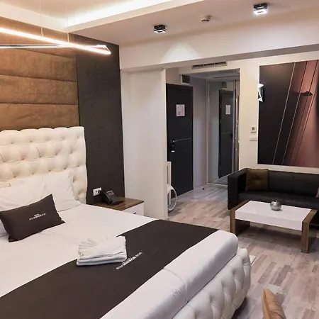 Mirror 4* Petrovec
