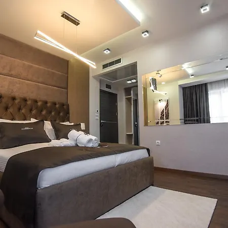 Hotel Mirror 4*